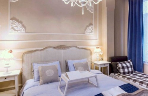 Galata Apartment | Large Design Flat -4Bdrm- 4Bth -1st FL