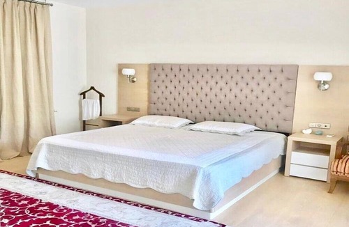 Torba Villa | Luxury private family house with private pier and beach