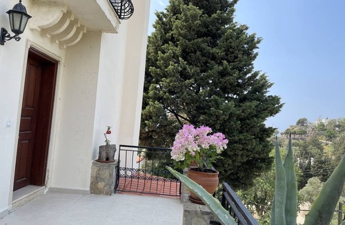 Yalikavak Villa | Peace and quiet, sea and mountain views, plenty of space and complete privacy