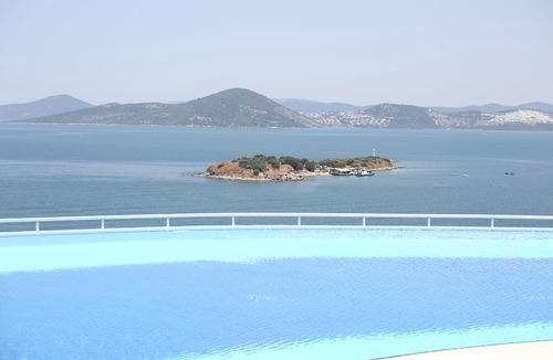 Bogazici Apartment | 1 Bedroom Apartment Lake View 3 by Likya Global