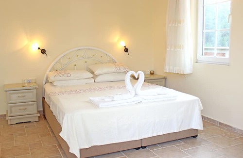 Yesiluzumlu Villa | Villa Bremar by Turkish Lettings