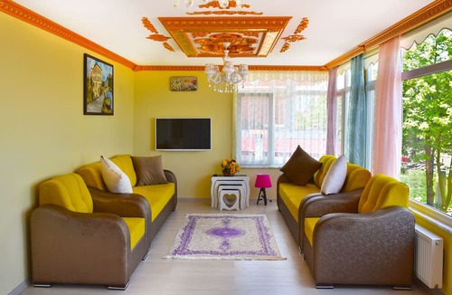 Altınordu Hotel | Seaside House