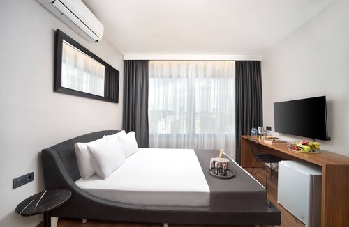 Umraniye Hotel | Nish Suite Atasehir