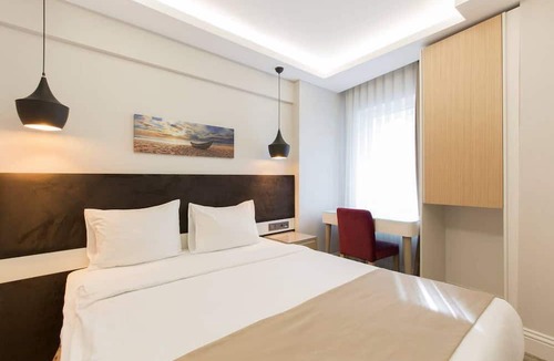 Osmanbey Hotel | Carina Park Suites Nisantasi