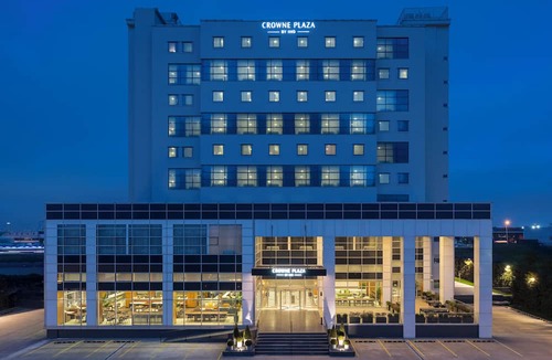 Buyukcekmece Hotel | Crowne Plaza Istanbul West by IHG