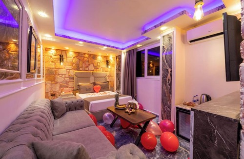 Bakırkoy Hotel | REN PLUS SUİTES OTEL