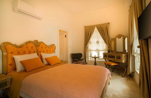 Selcuk House | B&Y Burgaz