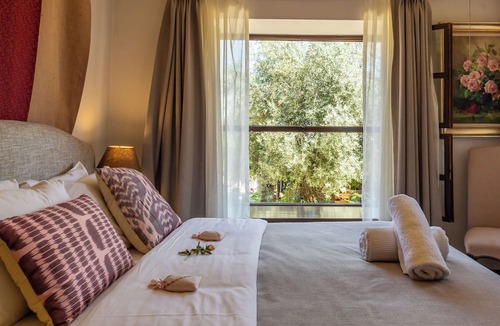 Sirince Hotel | Güllü Konakları