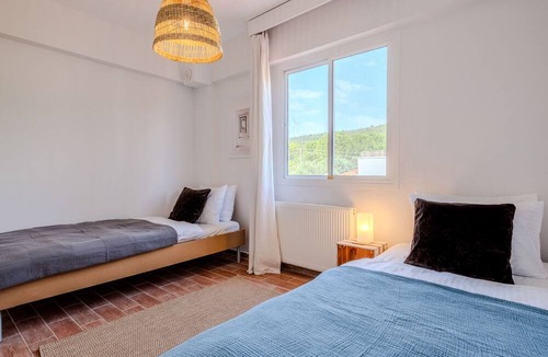 Urla Villa | Villa w Garden 5 min to Altinkoy Beach in Urla