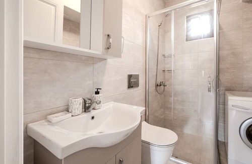 Bozcaada Cottage | House w/ Garden 5 min to Tuzburnu Bay in Bozcaada
