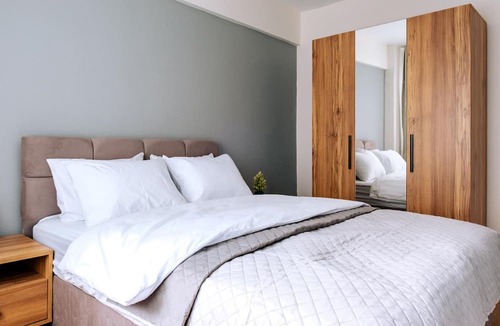 Moda Apartment | Spacious Flat w Balcony 4 min to Kadikoy Square