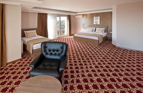 Buyukcekmece Hotel | Lion City Otel