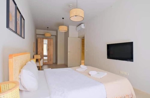 Serdivan Apartment | Astral - Brilliantly Designed 3BR Apt w/ Terrace