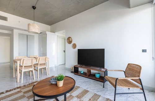 Bomonti Apartment | This apartment is a 2 bedroom(s), 1 bathrooms, located in Şişli, İstanbul.
