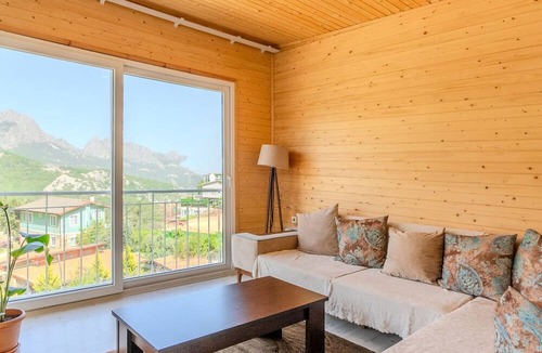 Konyaalti Villa | Scenic View Villa with Garden in Nature