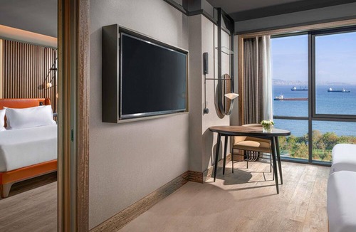 Zeytinburnu Hotel | Mövenpick Hotel Istanbul Marmara Sea