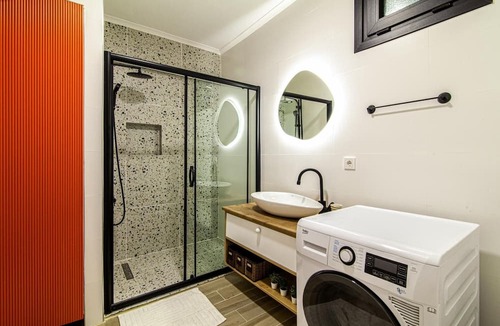 Kartal Apartment | Newly Furnished Urban Flat Near Metro