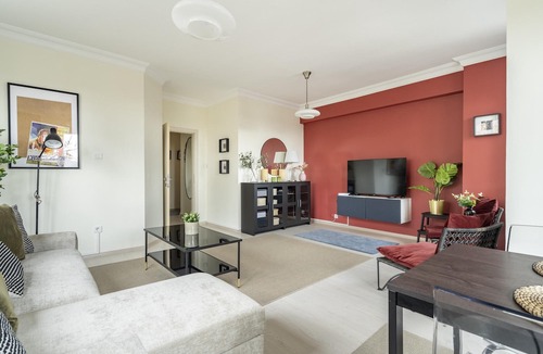 Bostanci Apartment | Missafir Modern Flat with Balcony on Bagdat Street