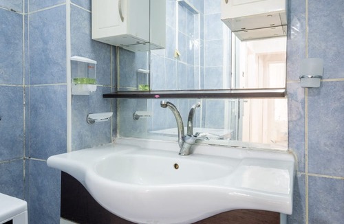 Kusadasi City Centre Villa | Duplex Villa w Sea View Terrace in Kusadasi