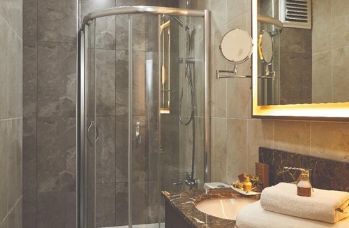 Iskenderpasa Apartment | Your home in İstanbul. Just 60 meters away from Historia Shopping Mall.