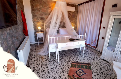 Dikili Hotel | Merdivenli