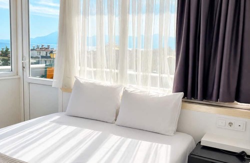 Lara Hotel | Luna Hotel