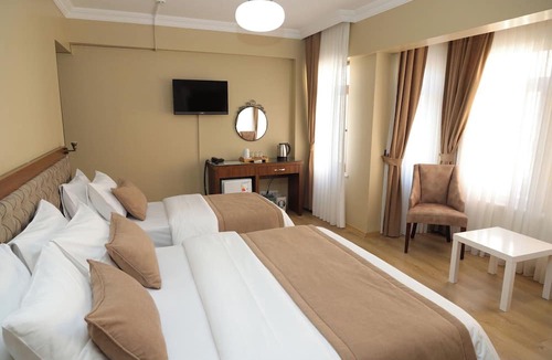 Kumkapi Hotel | Ramparts