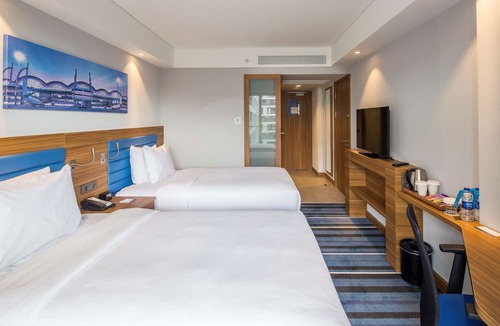 Pendik Hotel | Hampton by Hilton Istanbul Kurtkoy