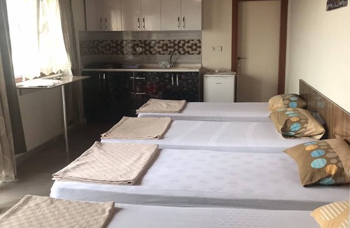 Ezine Apartment | Asya Geyikli Apart Otel