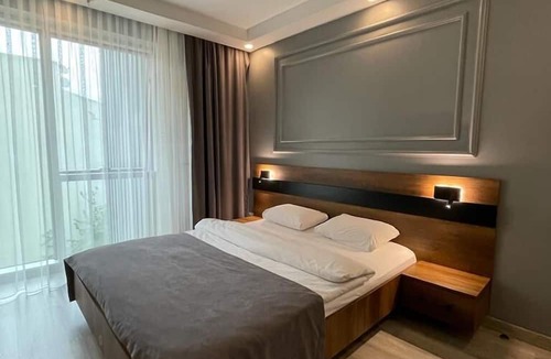 Atasehir Apartment | On4 Rooms & Suites