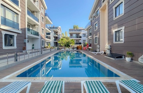 Cinarcik Apartment | Flower City Suites