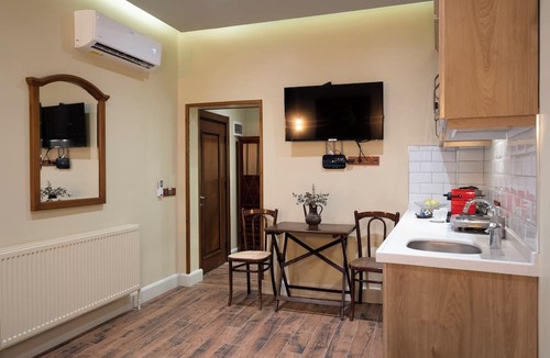 Karakoy Apartment | Level Suites