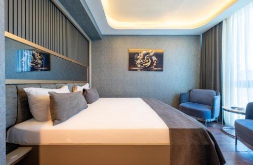 Kartal Hotel | 216 Eagle Palace Suite