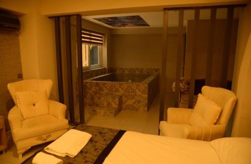 Kemer Mahallesi Apartment | Green Side Leon Hotel