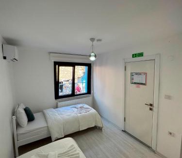 Sultanahmet Villa | White House