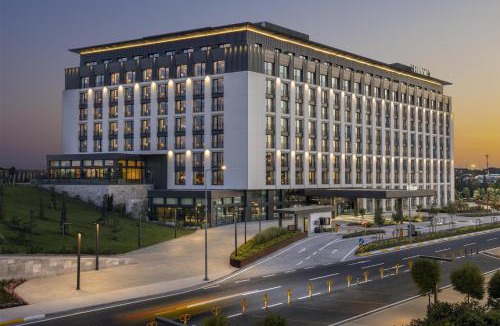 Arnavutkoy Hotel | Hilton Istanbul Airport