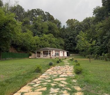 Basiskele House | Holiday homes in Bahçecik, Turkey