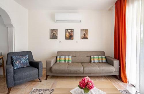 Guzeloba Mahallesi Villa | Güneş Villa