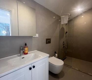 Uzumlu Villa | Villa Rose Garden with Private Pool And Jacuzzi