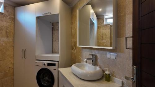 Kalkan Apartment | Kalkan Kalamar Sea Side In Center Villa apart 4 Person
