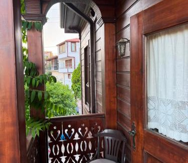 Taraklı Hotel | Hanımeli Konağı