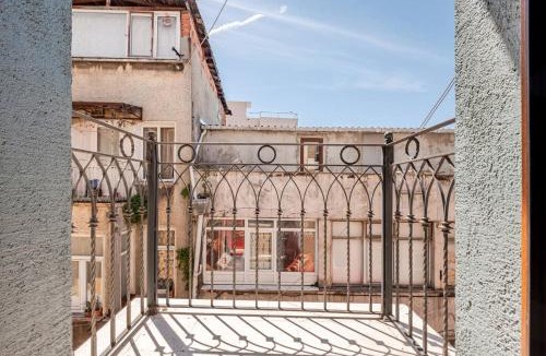 Kumkapi House | Oldcity House Friends & Families