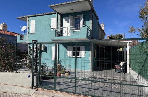 Kusadasi House | Stylish Villa in Kuşadası, 5 Minutes to the Center and the Sea