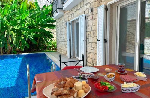 Alacati Villa | Evalacati-Villa Palma-Elite with private pool and garden