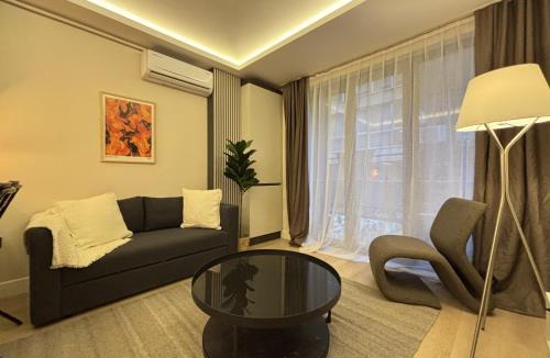 Osmanbey Apartment | Luxury Spacious 2BR Residence in Nişantaşı