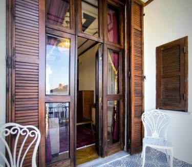 Adalar Hotel | Palm Villa Büyükada