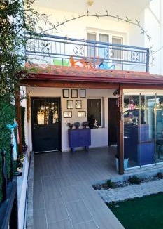 Sigacık Apartment | NEŞELİ APART BAHÇE CAFE