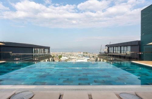 Fenerbahce Hotel | Wyndham Grand Istanbul Kalamış Marina Hotel