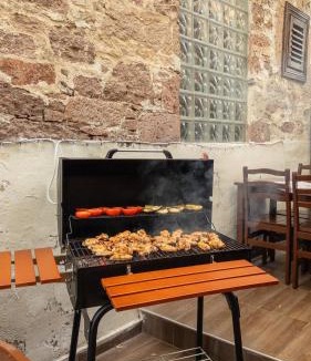 Ayvalik City Center House | Tarihi Rum Konağı Antikhan