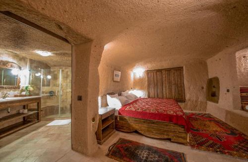 Ortahisar Bed & Breakfast | Shiraz Cave Cappadocia